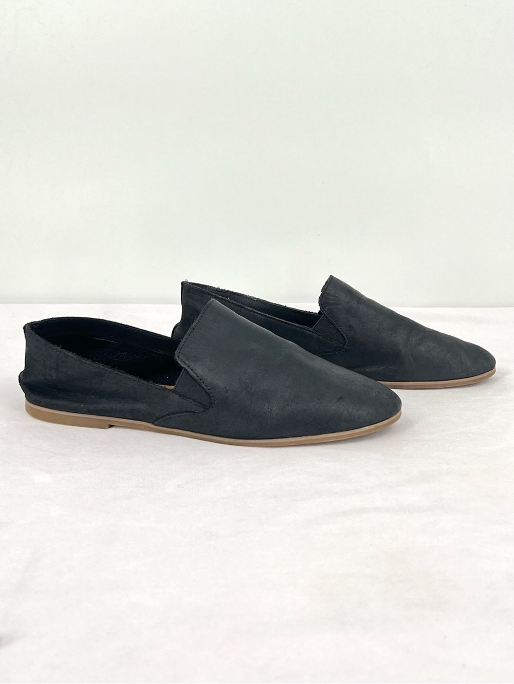 Lucky Brand Eason Black Suede Pointed Toe Slip On Loafer Flats 8.5M